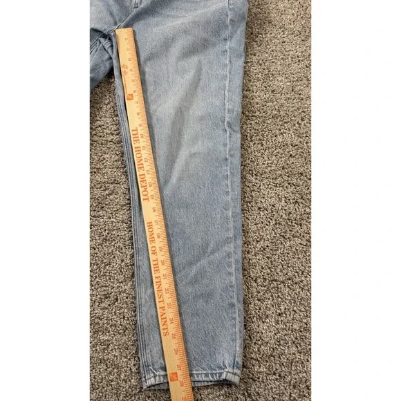 American Eagle Mom Jean Light Wash Denim Casual Womens 12 - Picture 9 of 9